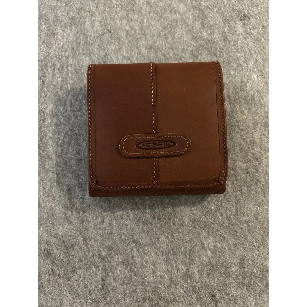 Fossil Leather Trifold Classic Tan Brown Wallet ID Window Card Slots